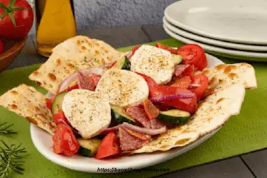 Grande Tomato Salad